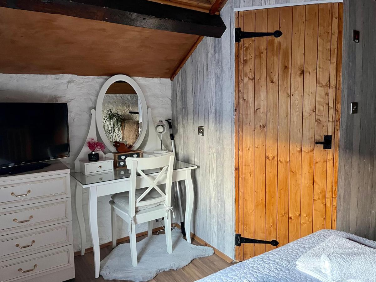 Old Nursery Coity Extérieur photo